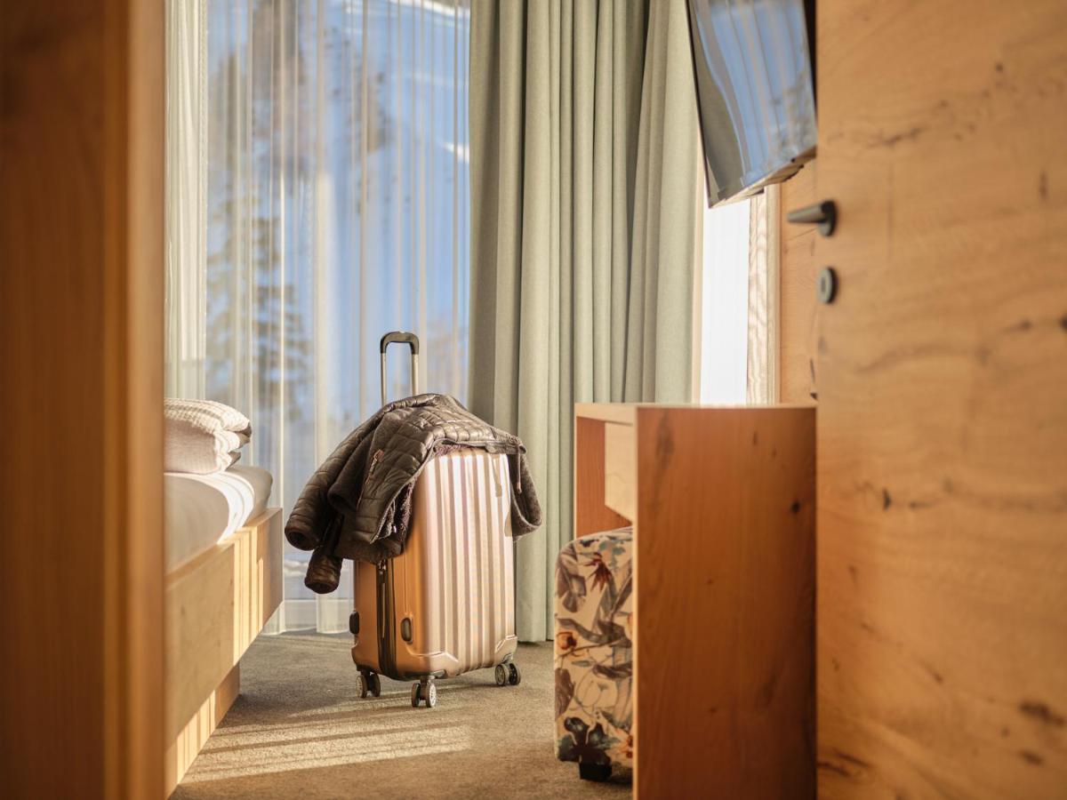 אישגל Sun Lodge מראה חיצוני תמונה
